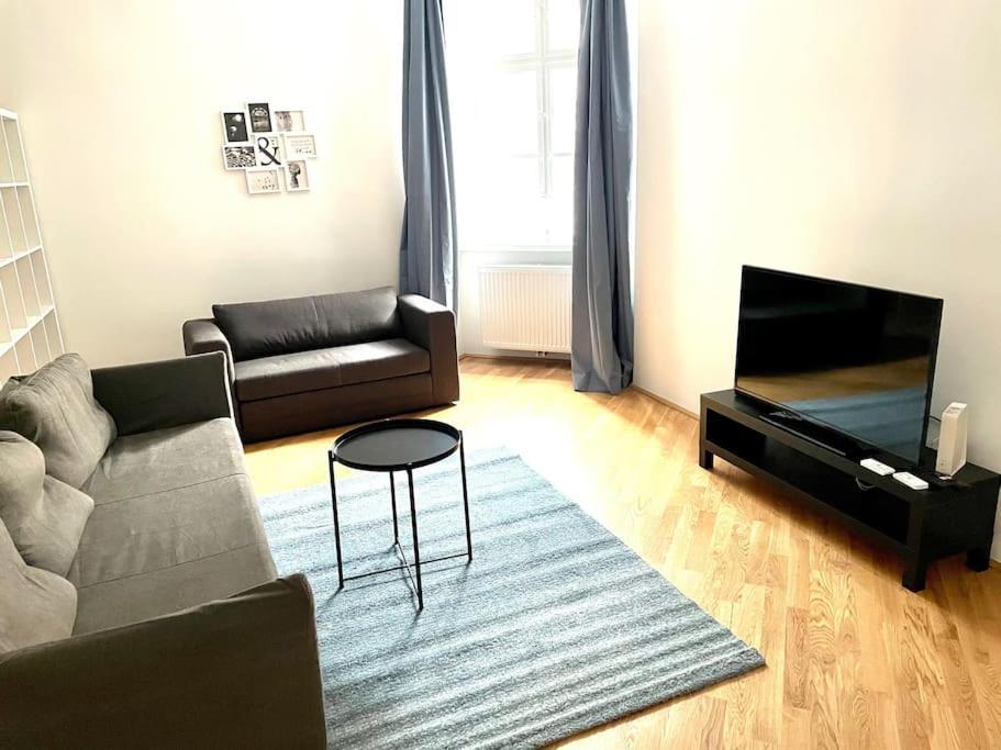 Brand New & Spacious Apartment In The City Centre Wien Ngoại thất bức ảnh